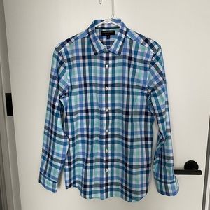 Banana Republic Men’s Non-Iron Slim Fit Shirt Size Medium